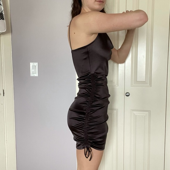 H&M new dress (s) - Picture 2 of 5